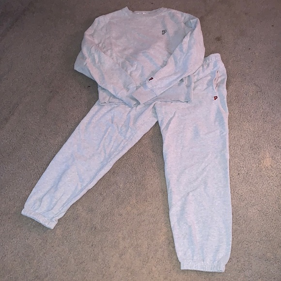 PINK Victoria's Secret Tops - 🎉 VS PINK SWEAT OUTFIT 🎉